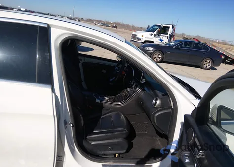 2017 Mercedes-Benz C 300 from USA, damaged, VIN 55SWF4JB0HU208102